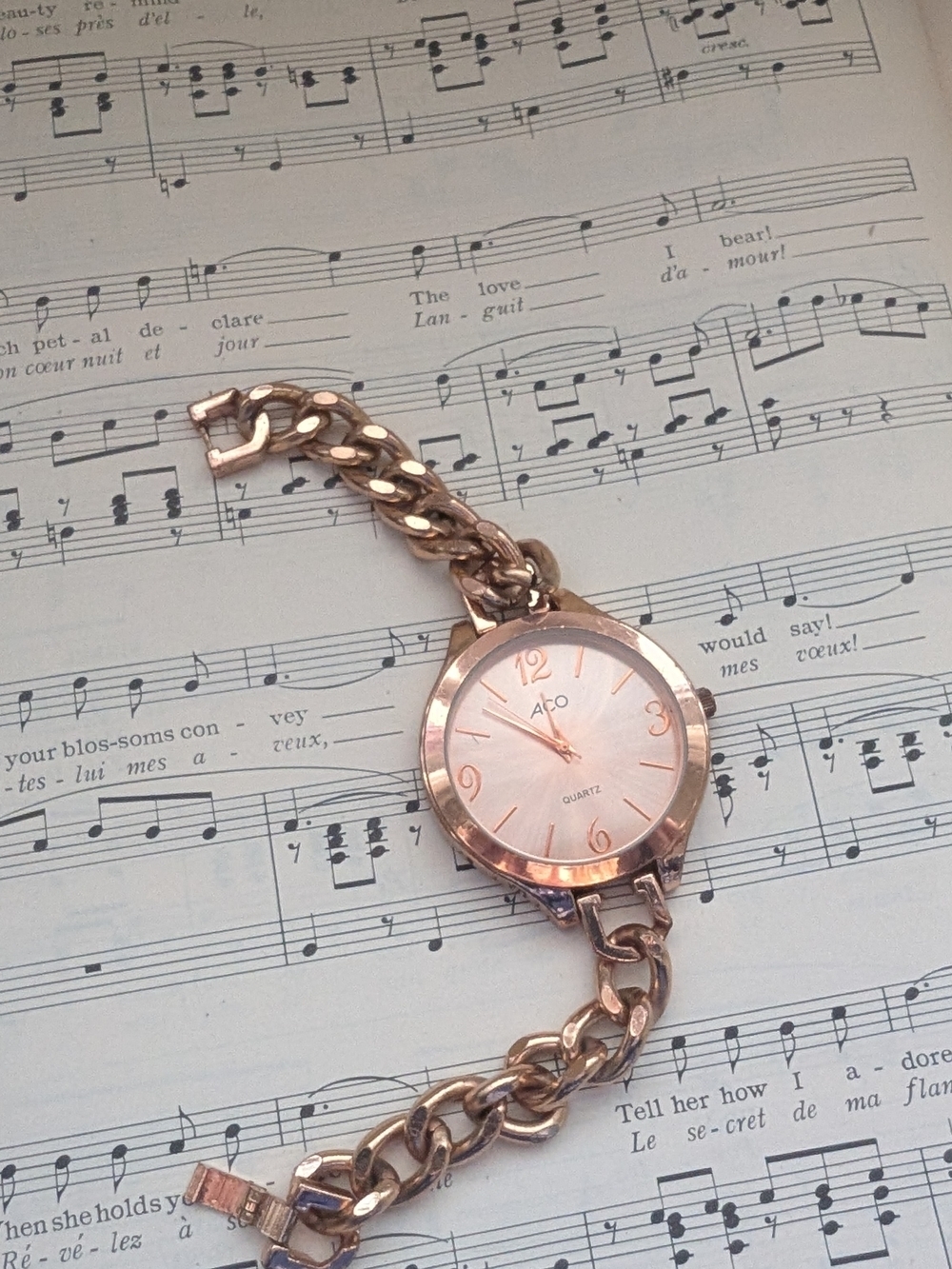 ACO Rose Gold Chain-Link Quartz Watch